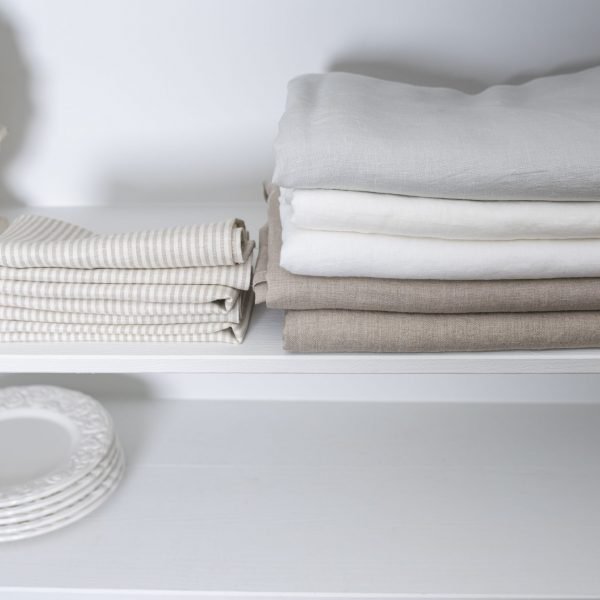 Samsø Linen Tablecloth (milky white)